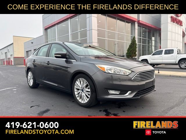 Gray (Magnetic) 2016 Ford Focus Sedan Front-Wheel Drive 6-Speed Automatic
