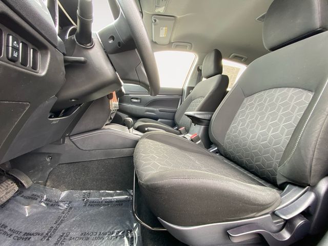 MitsubishiOutlander Sport9