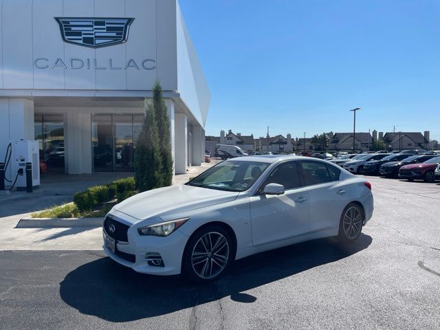 2015 INFINITI Q50 Blanco (Moonlight White) Sedán Tracción trasera 7 velocidades Automática