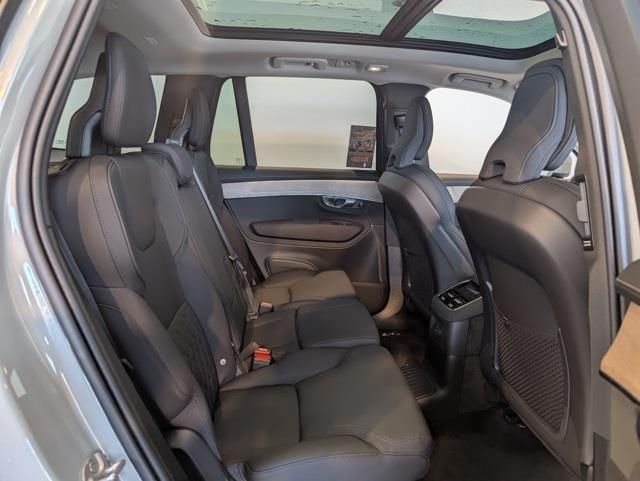 New 2026 Gray Volvo T8 Plus image 28