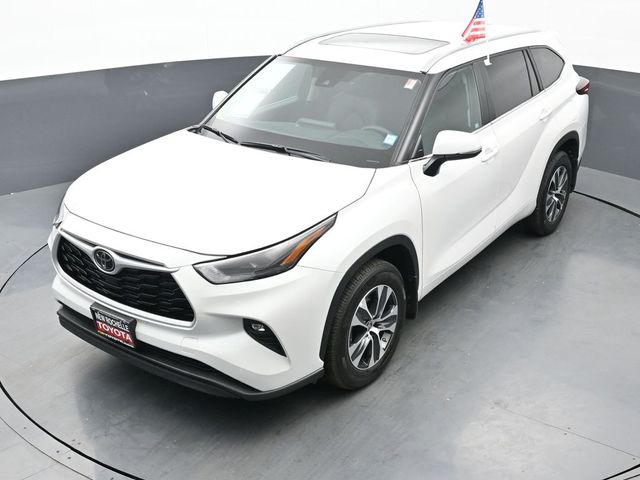 2024 Toyota Highlander XLE 43