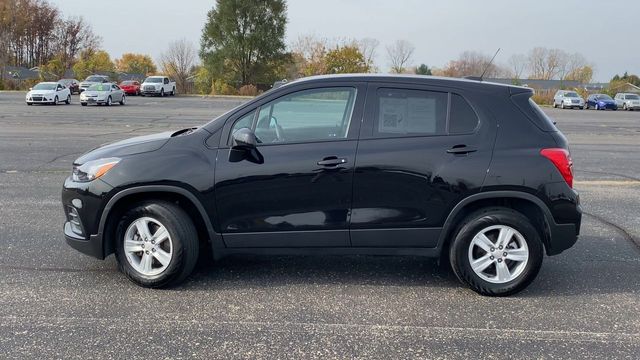 2022 Chevrolet Trax LS 5