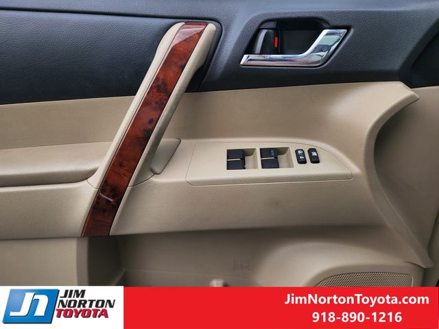 Used 2012 Toyota Highlander SUV
