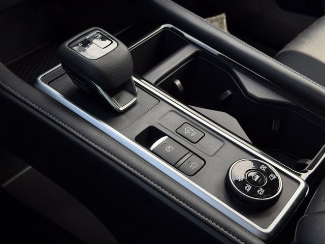 Used 2025 Nissan Pathfinder SUV