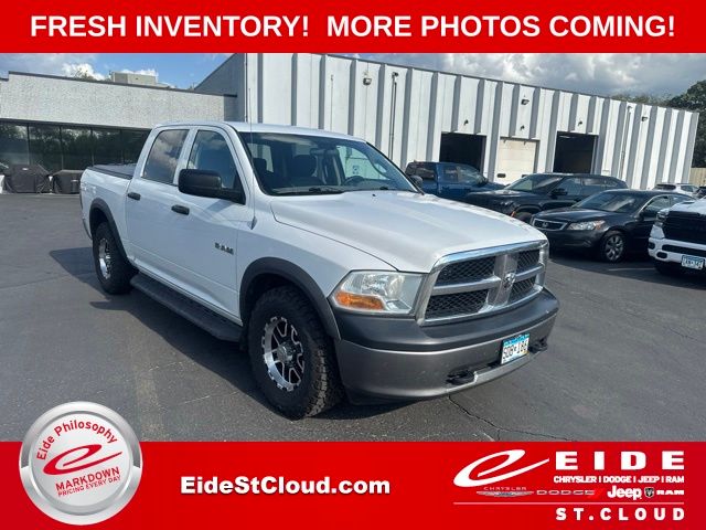 Bright White Clearcoat 2010 Dodge RAM 1500 Pickup Truck Four-Wheel Drive 5-Speed Automatic