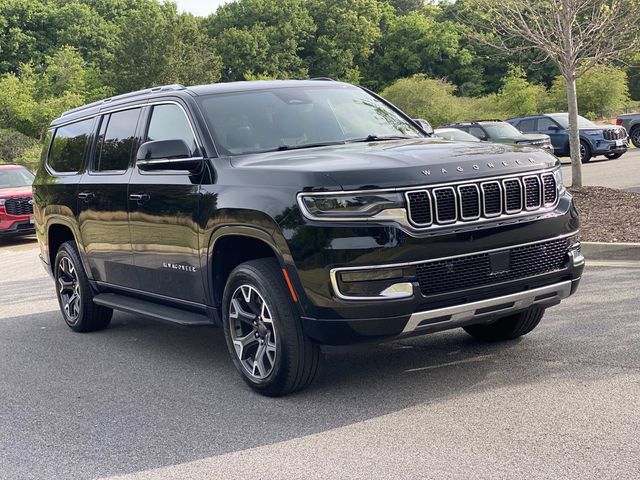 Diamond Black Crystal Pearlcoat 2024 Jeep Wagoneer L Series III 4WD SUV / Crossover Four-Wheel Drive 8-Speed Automatic