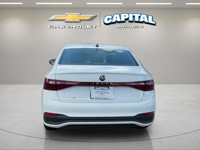 Used 2025  Volkswagen 1.5T S image 4