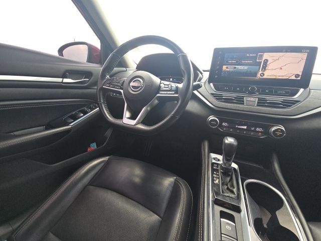 2023 Nissan Altima 2.5 SL:B01854