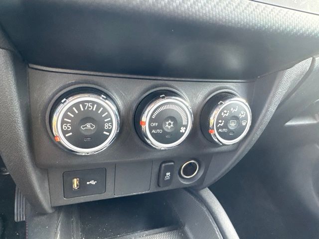 Used 2019 Pearl White Mitsubishi 2.0 ES image 8
