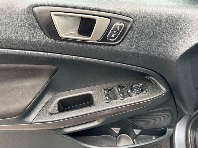 Used 2021 Smoke Metallic Ford SE image 15