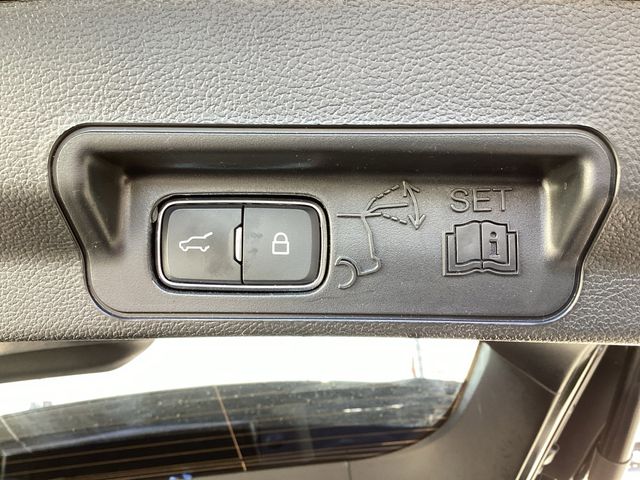 Used Car 2023 Ford Explorer  Xlt For Sale Under $30,000 In San Antonio, Texas