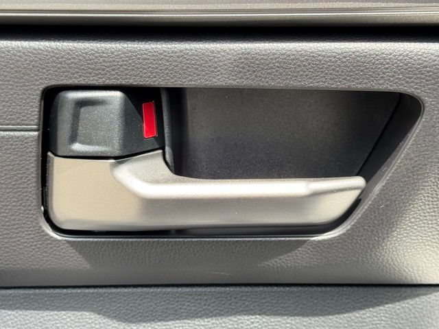 2026 Toyota Tundra SR5 - Photo 17