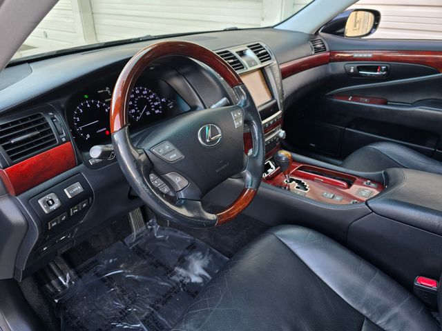 2011 Lexus LS 460 31