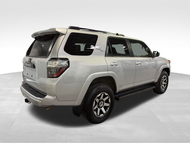 2024 Toyota 4Runner TRD Off-Road Premium - 6