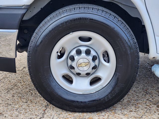 2025 Chevrolet Express 2500 Work Van White at AutoSavvy Houston Northwest