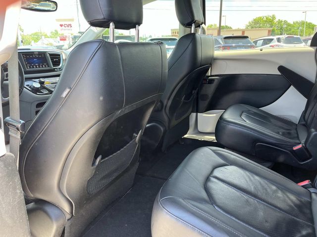 used 2018 Chrysler Pacifica car, priced at $16,491