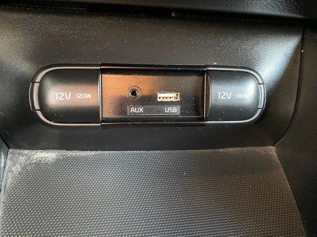 Used 2019 Silver Kia Plus image 14