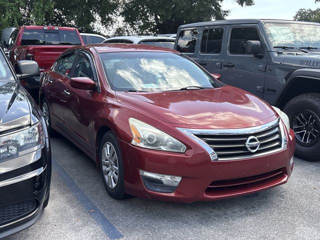 Cayenne Red 2015 Nissan Altima Sedan Front-Wheel Drive Continuously Variable Transmission
