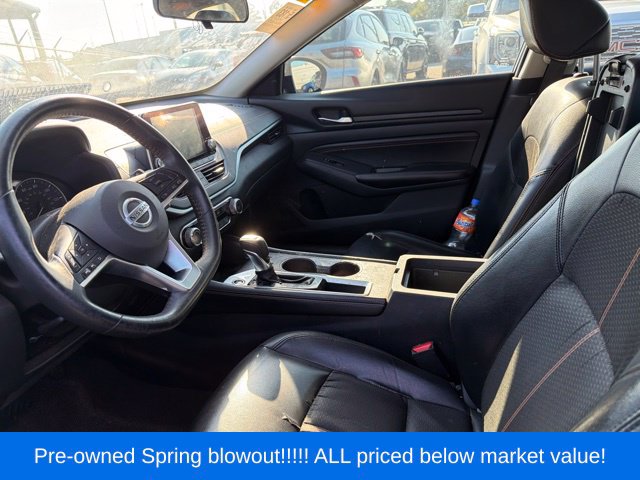 Used 2022 Black Nissan 2.5 SR image 13