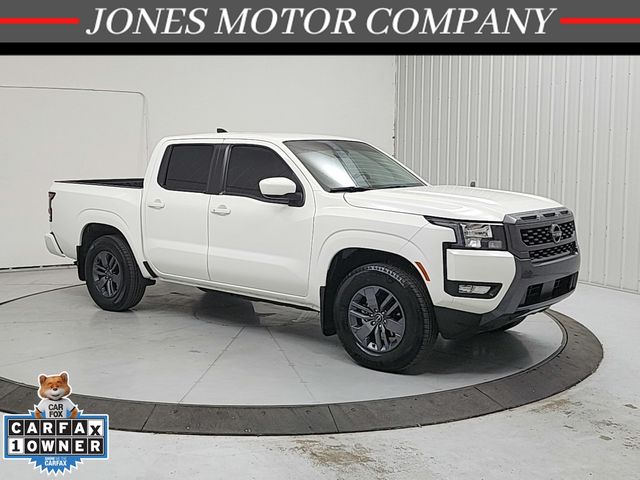 Glacier White 2025 Nissan Frontier Pickup Truck 4X2 9-Speed Automatic Overdrive
