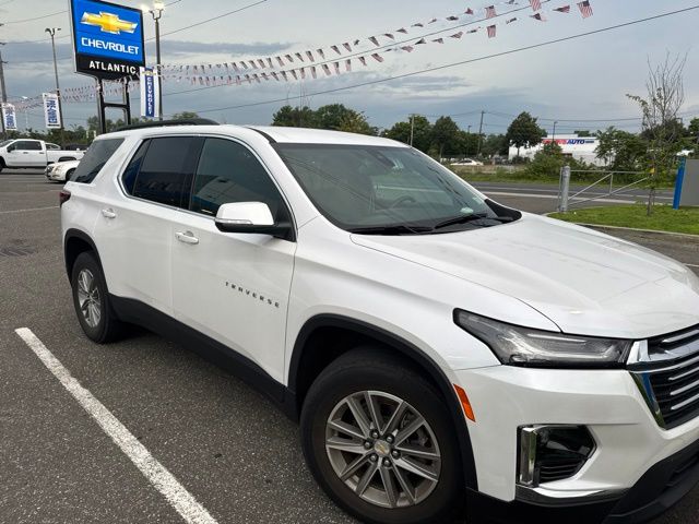 White (Iridescent Pearl Tricoat) 2024 Chevrolet Traverse SUV / Crossover Four-Wheel Drive 9-Speed Automatic