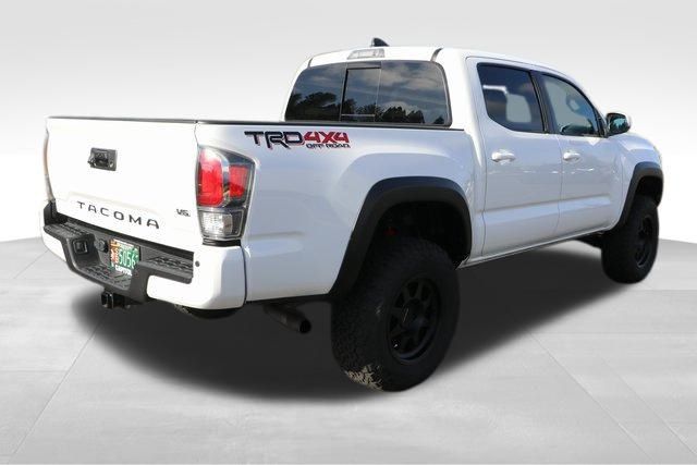 2022 Toyota Tacoma TRD Off-Road 19