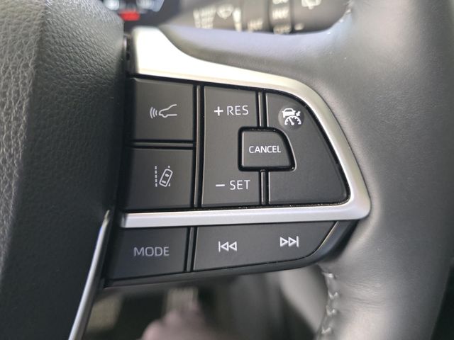 Used 2024 Toyota Highlander Hybrid SUV