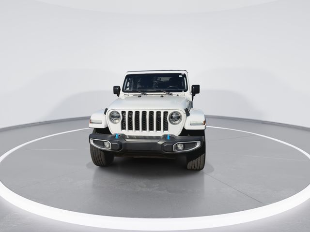 Used 2022 White Jeep Unlimited Sahara 4xe image 3