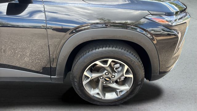 Used 2025 Black Chevrolet LT image 33