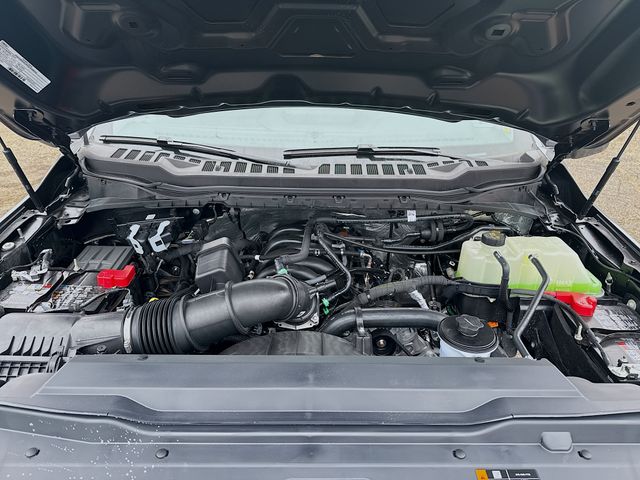 2025 Ford F-250SD XLT photo