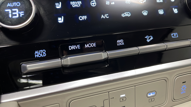 Used 2024 Phantom Black Hyundai Calligraphy image 35