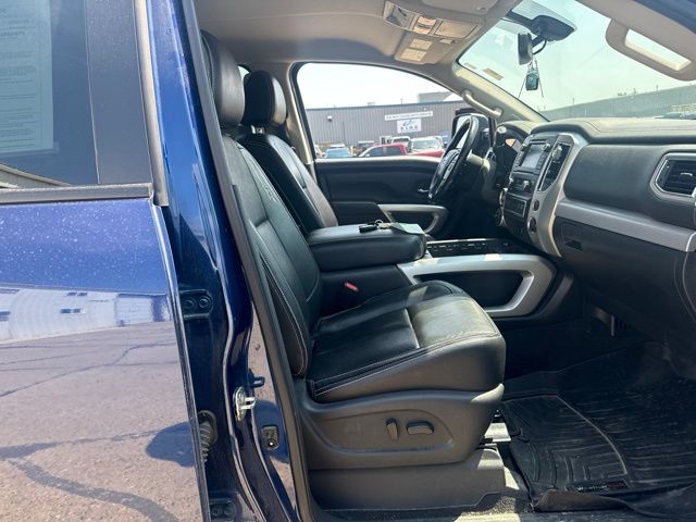 2019 Deep Blue Pearl Nissan Titan PRO-4X 4X4 Truck