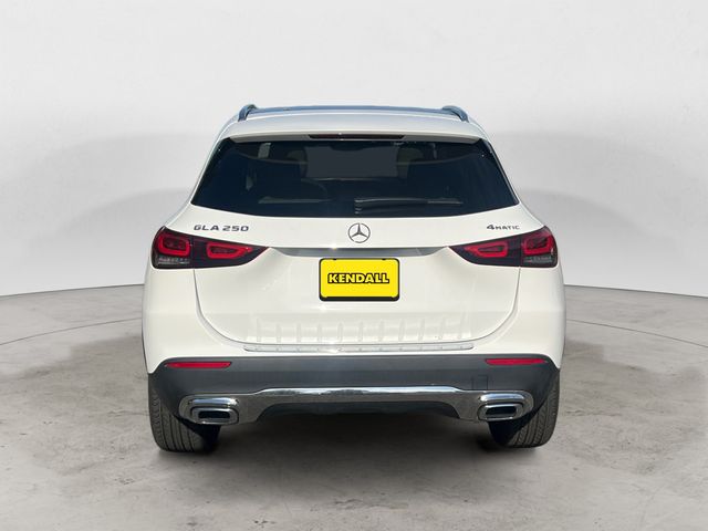 Used 2022 White Mercedes-Benz GLA 250 image 6