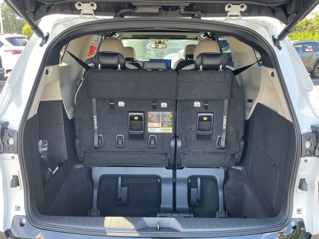 New 2026 Toyota Sienna Van