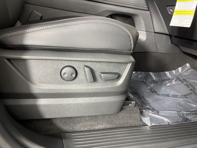 2025 Gun Metallic/Super Black Nissan Armada PRO4X 4X4 SUV