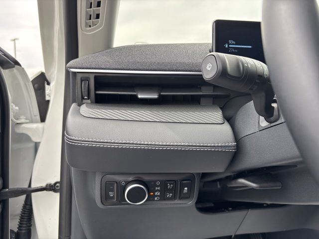 New 2026 White Ford Premium image 18