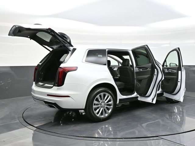 2025 Cadillac XT6 Premium Luxury photo