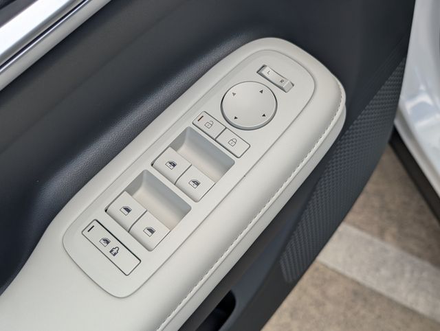 2027 Hyundai Santa Fe Hybrid SEL - 10
