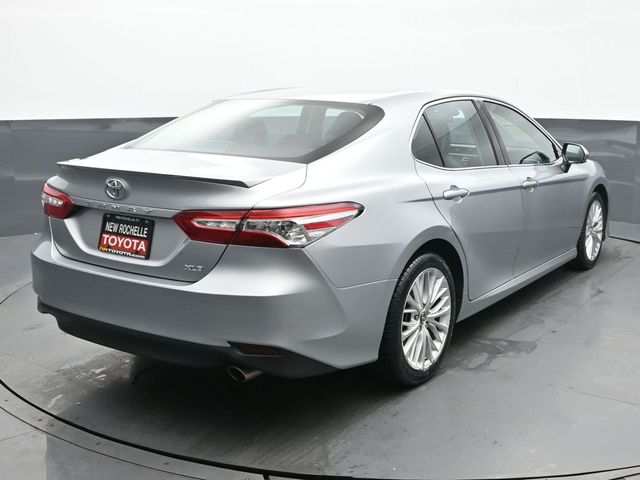 2018 Toyota Camry XLE 6