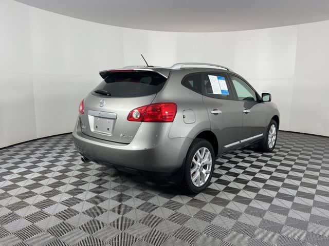 2013 Nissan Rogue SL 10