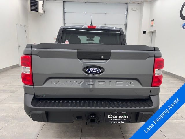 View vehicle photo 4