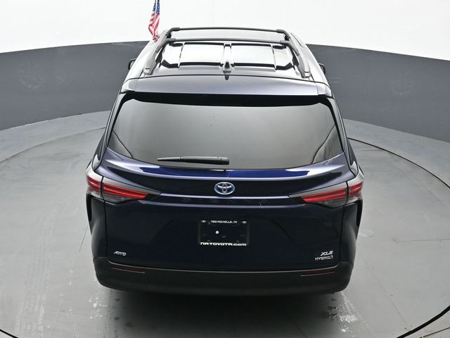 2022 Toyota Sienna XLE 49