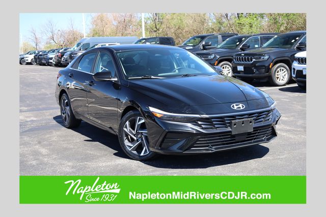 Abyss Black 2024 Hyundai Elantra SEL FWD Sedan Front-Wheel Drive Continuously Variable Transmission