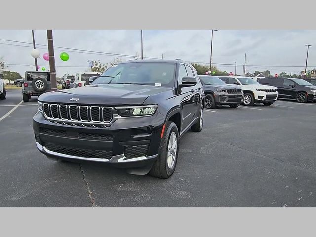 2026 Jeep Grand Cherokee L Laredo 4x4