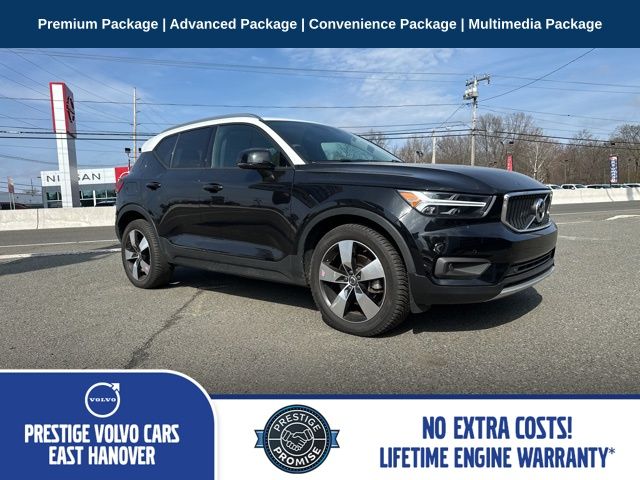 Onyx Black Metallic 2020 Volvo XC40 T5 Momentum AWD SUV / Crossover All-Wheel Drive Automatic