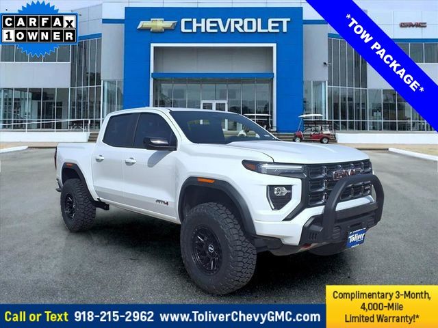 Summit White 2026 GMC Canyon AT4 Crew Cab 4WD Pickup Truck Four-Wheel Drive 8-Speed Automatic