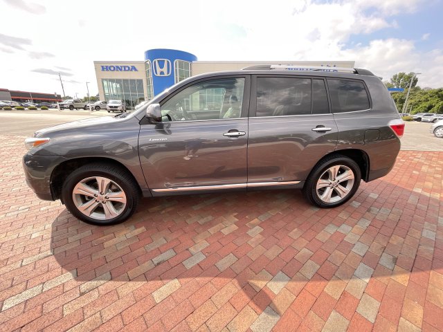 Used 2013 Toyota Highlander SUV