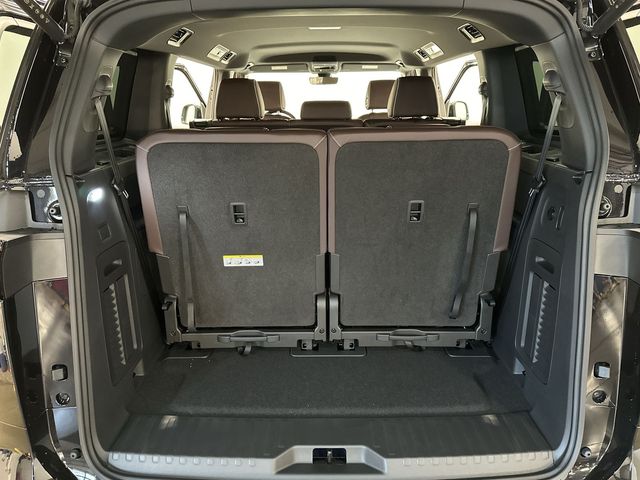 2025 Volkswagen ID. Buzz Pro S Black at Subaru and VW of Moon Township