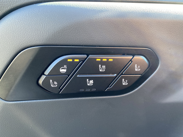 New 2027 White Kia X-Pro SX-Prestige image 30