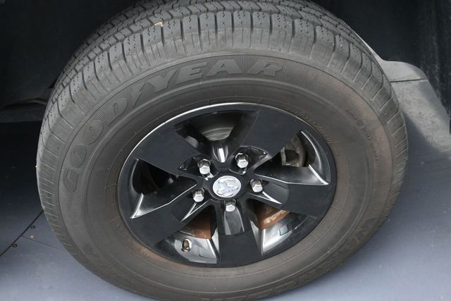 2024 Ram 1500 Classic Tradesman - 6
